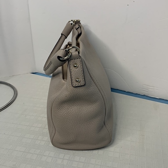 kate spade new york cobble hill little curtis leather shoulder bag in cream - Picture 3 of 11